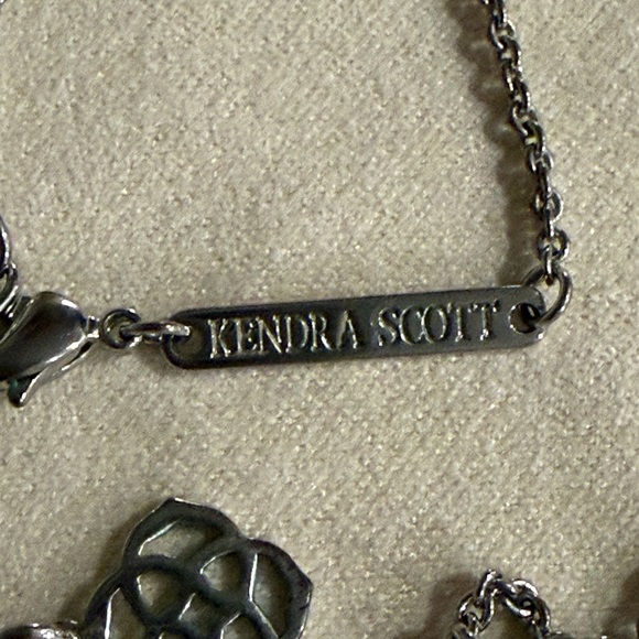 Kendra Scott Silver Necklace with White Stone - Picture 5 of 6